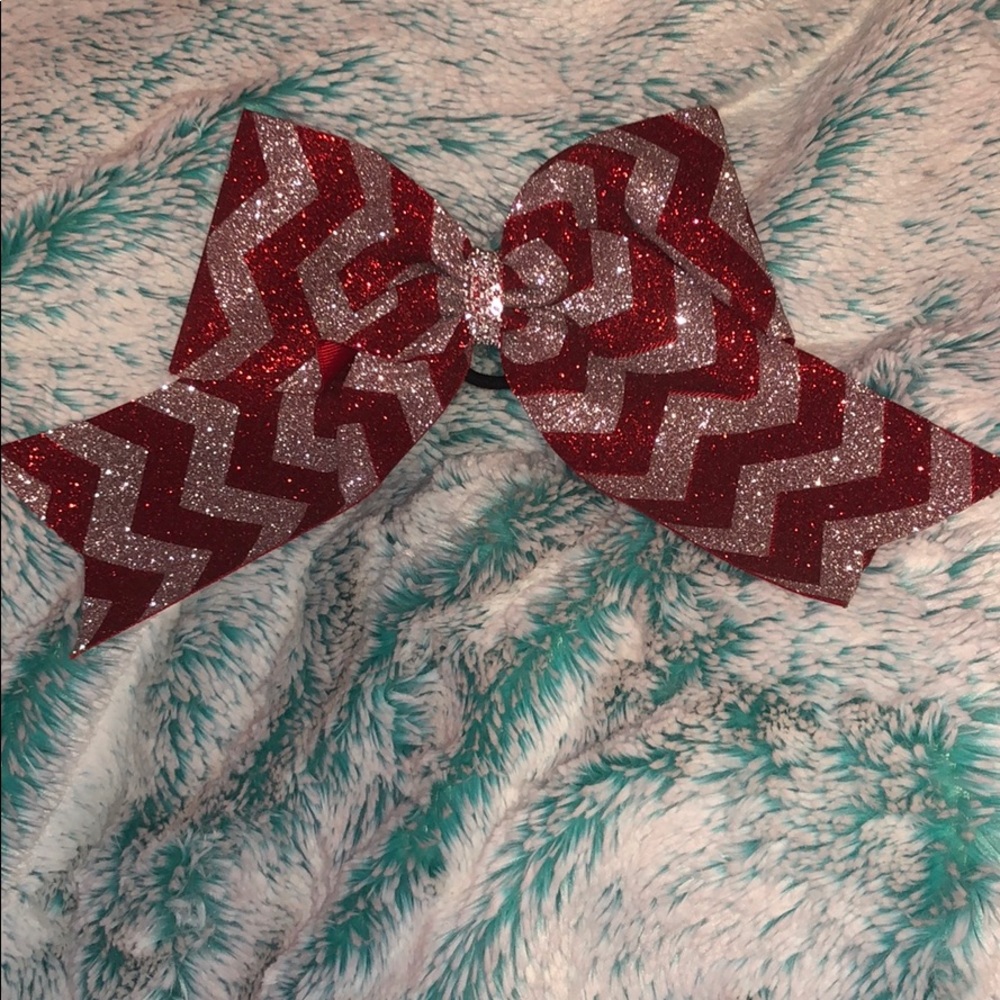 Bows - Picture 3 of 3